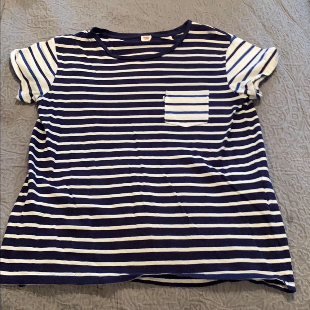 Levi’s Striped T-shirt